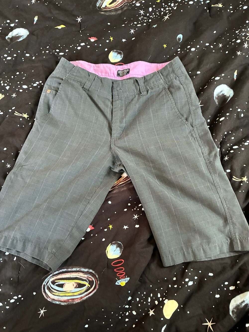 DC Shoes Inc. Men's Gray Plaid Chino Shorts